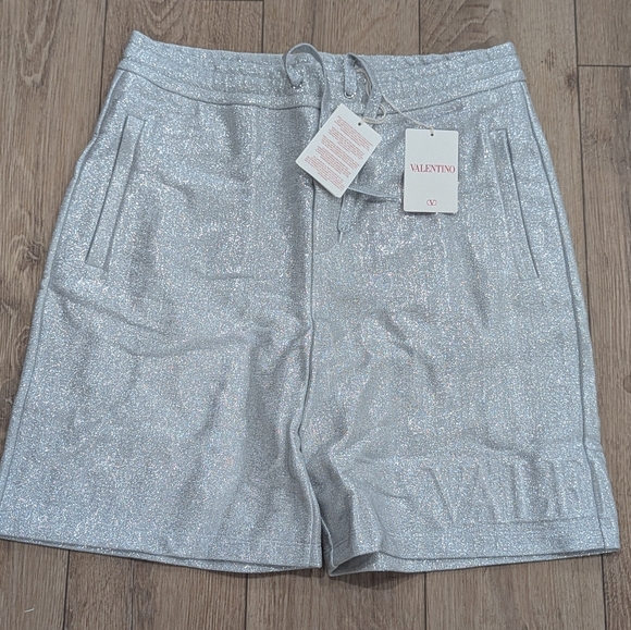 $1550 Mens Valentino Metallic Logo Drawstring Sweat Shorts Silver XL
